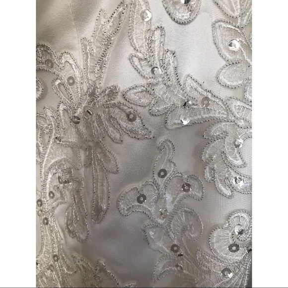 Oleg Cassini Wedding Gown - Picture 5 of 5